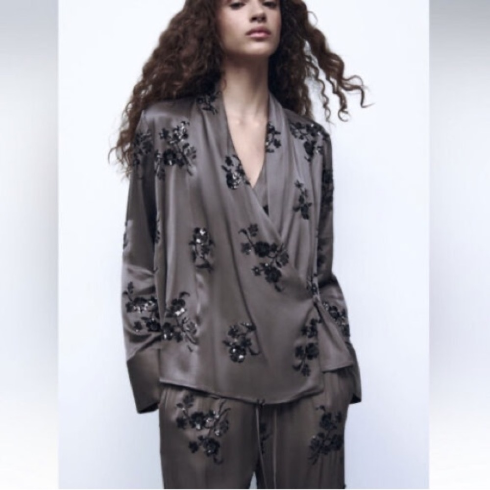 New Zara $89 Sequin Embroidered Wrap Mink Blouse 2731/281 XS Extra Small